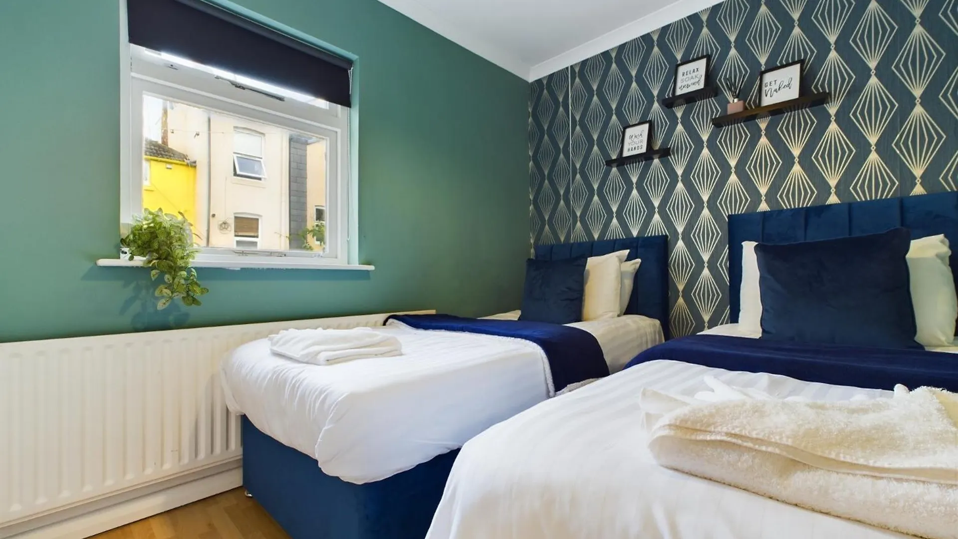 Chic 2 Bed House In Brighton City Centre - Sleeps 5